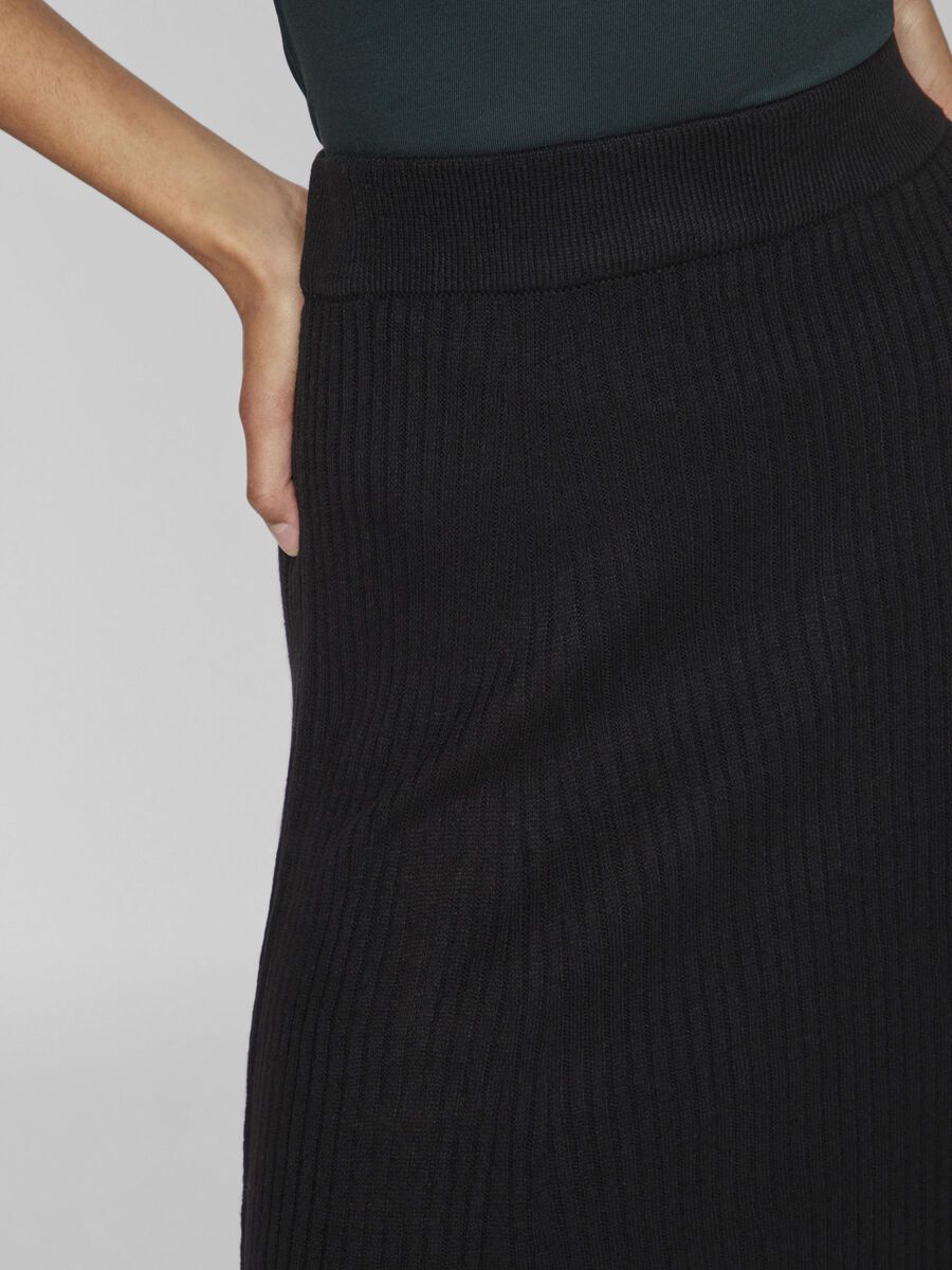 Olina Rib Knit Midi Skirt (Black Beauty)