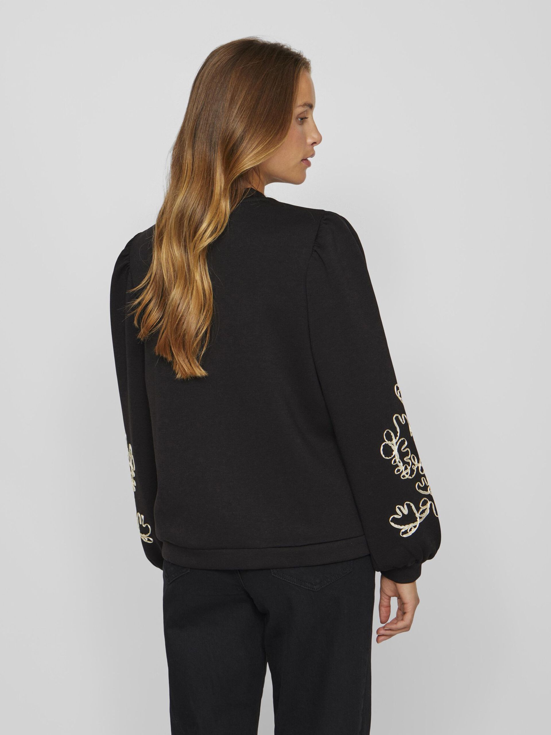 Sybil Embroidered Sweater (Black Beauty/Birch)