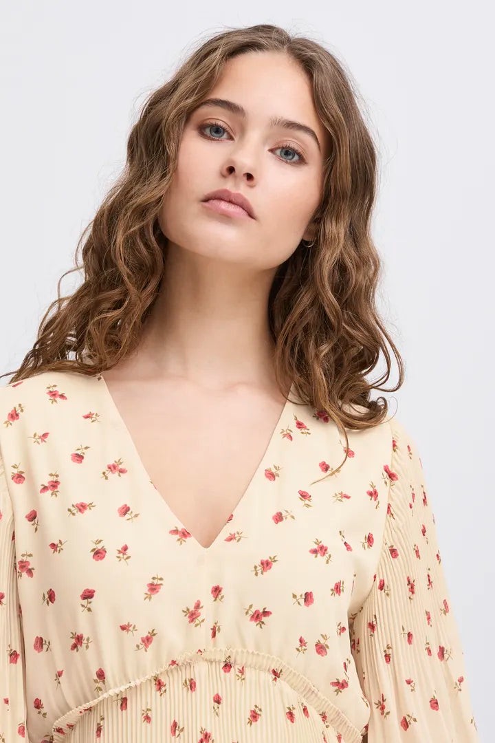 Rose Long Sleeve Top (Geranium Flower)