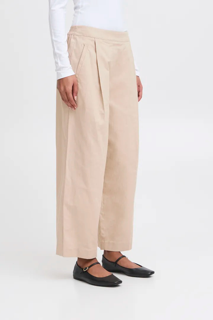 Nica Trousers (Oxford Tan)