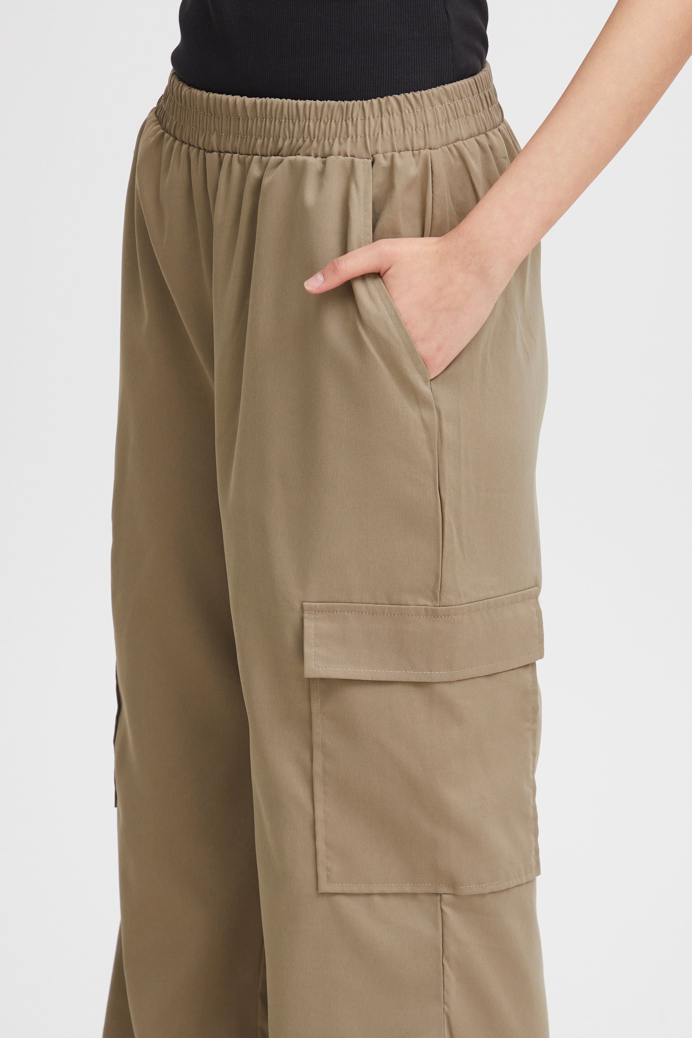 KECIA CARGO PANTS (KHAKI)