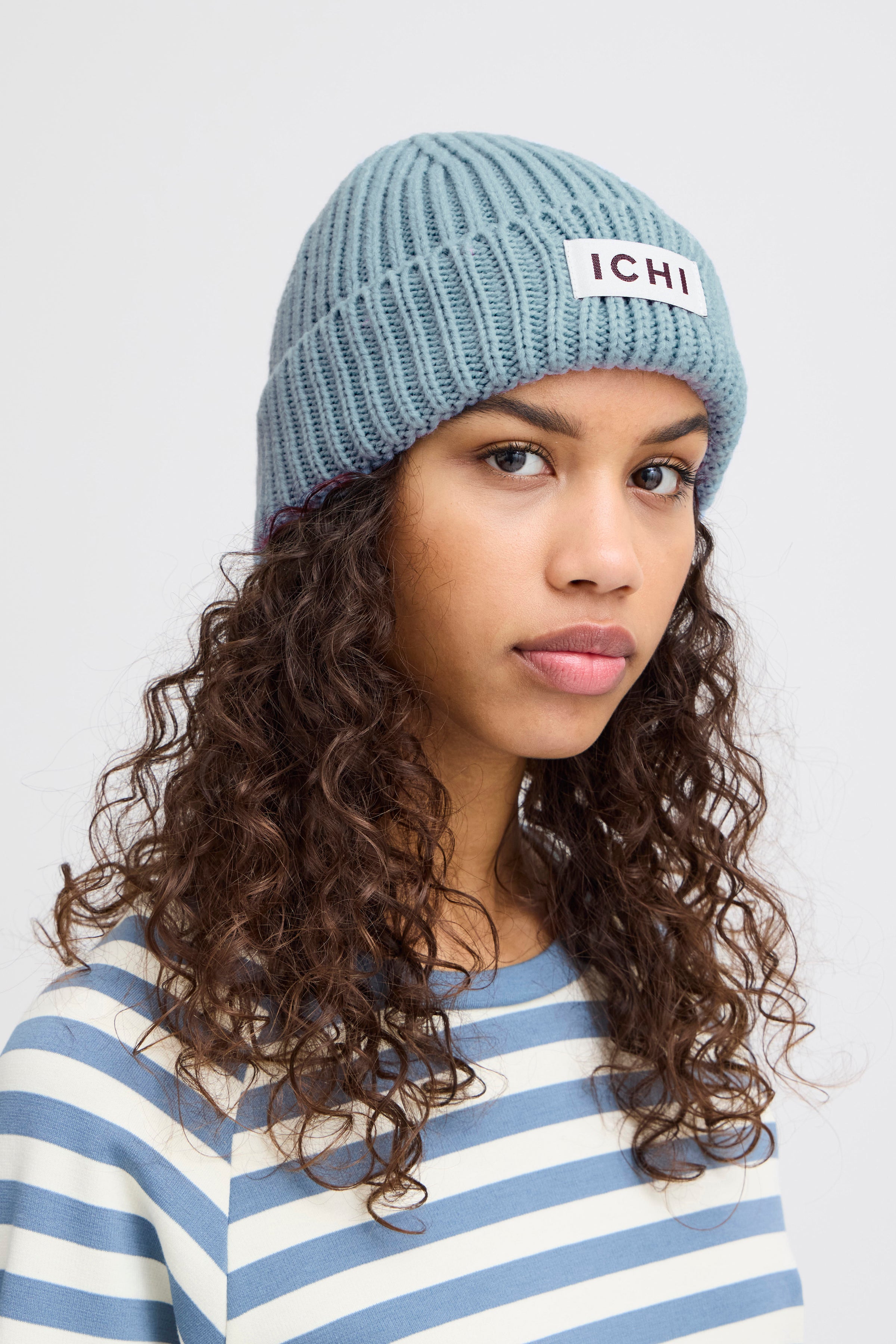 Emma Beanie (Cashmere Blue)