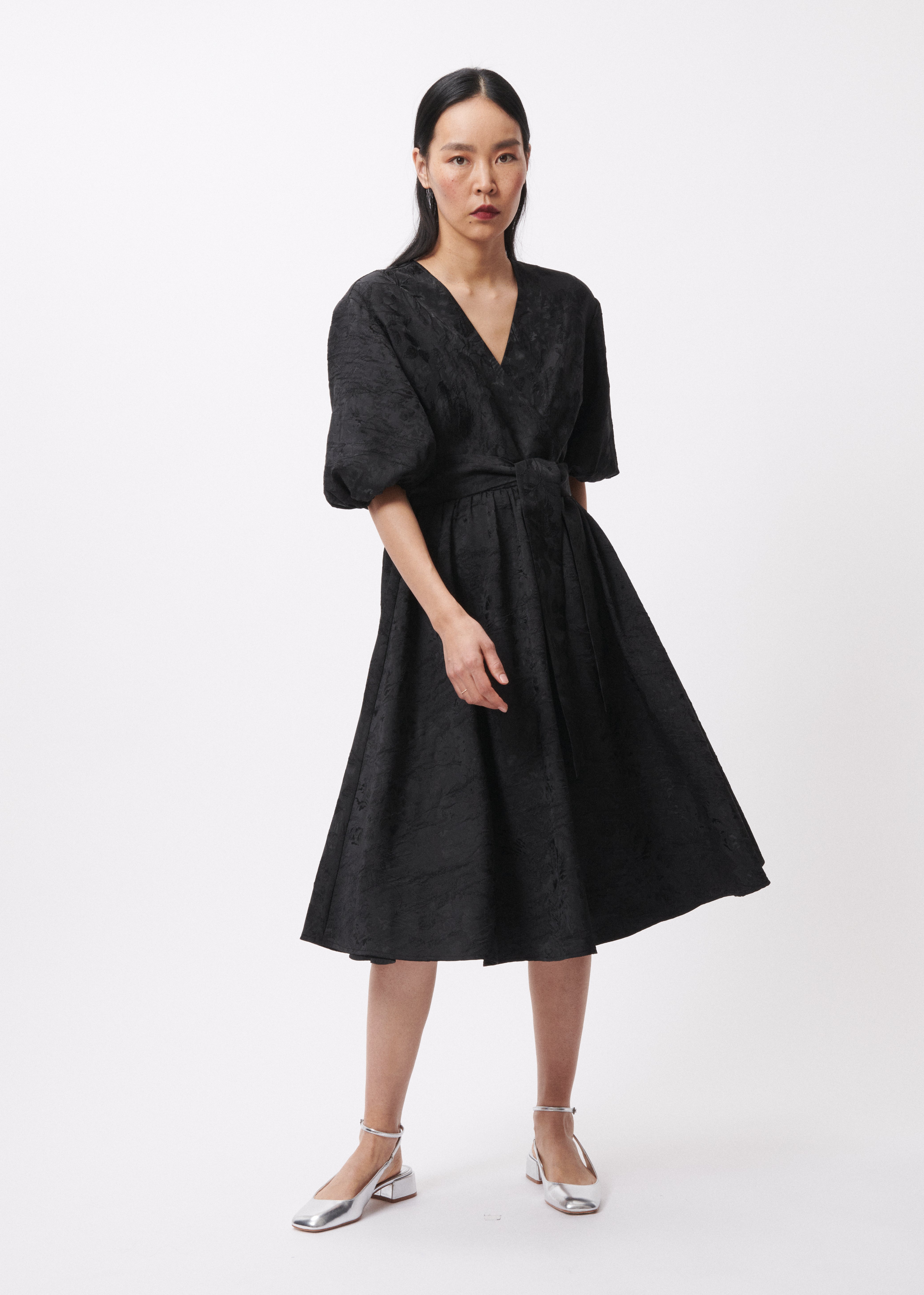 NOELY MIDI DRESS (BLACK)