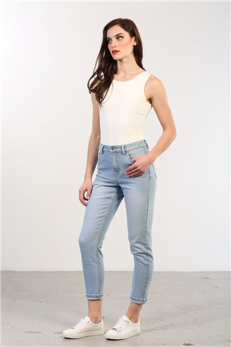 KEILE MOM JEANS SHORT LEG (LIGHT BLUE)