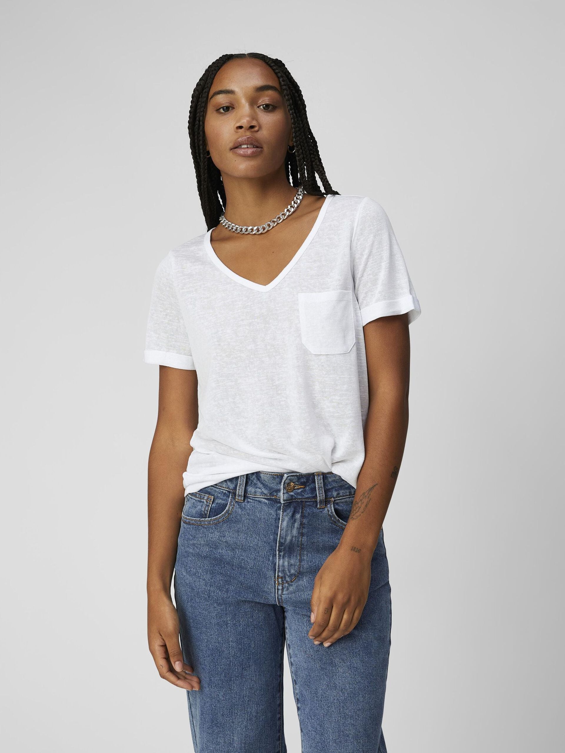 Tessi V-Neck T-Shirt (White) | Love Cherish | T-Shirt