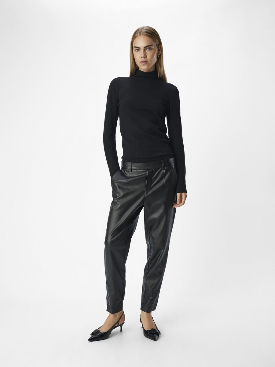 Emma Tapered Coated Pants (Black)