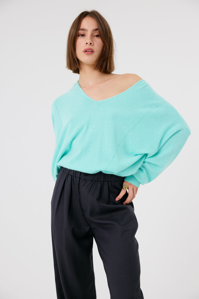 Cathy V-neck Jumper (Mint)