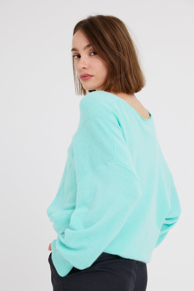 Cathy V-neck Jumper (Mint)