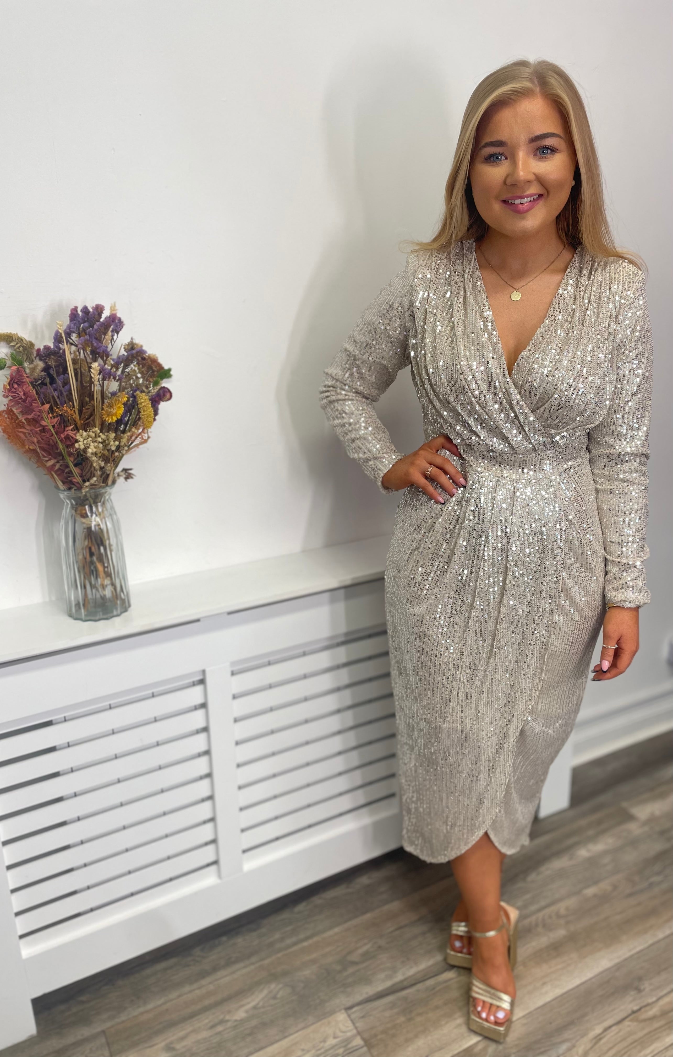 ANGELO MIDI SEQUIN DRESS (CHAMPAGNE)