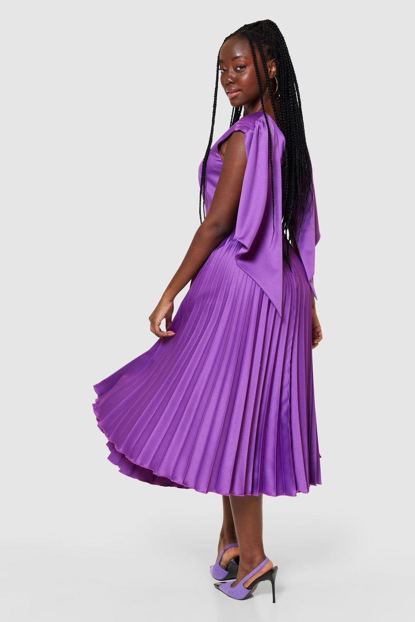 THE HEATHER CAPE DRESS (PURPLE)