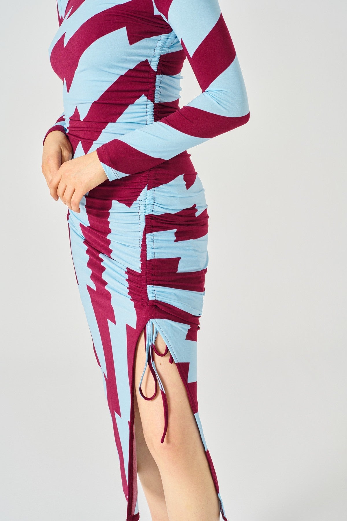 GARBO DRESS (BURGUNDY/BLUE)