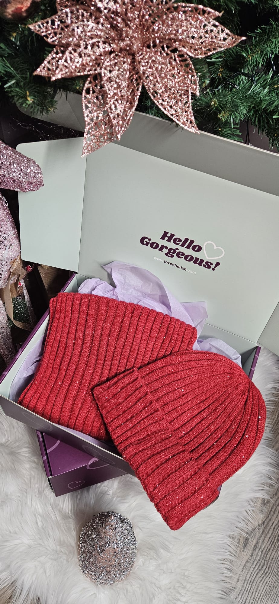 Holly Jolly Gift Box Set (Red)