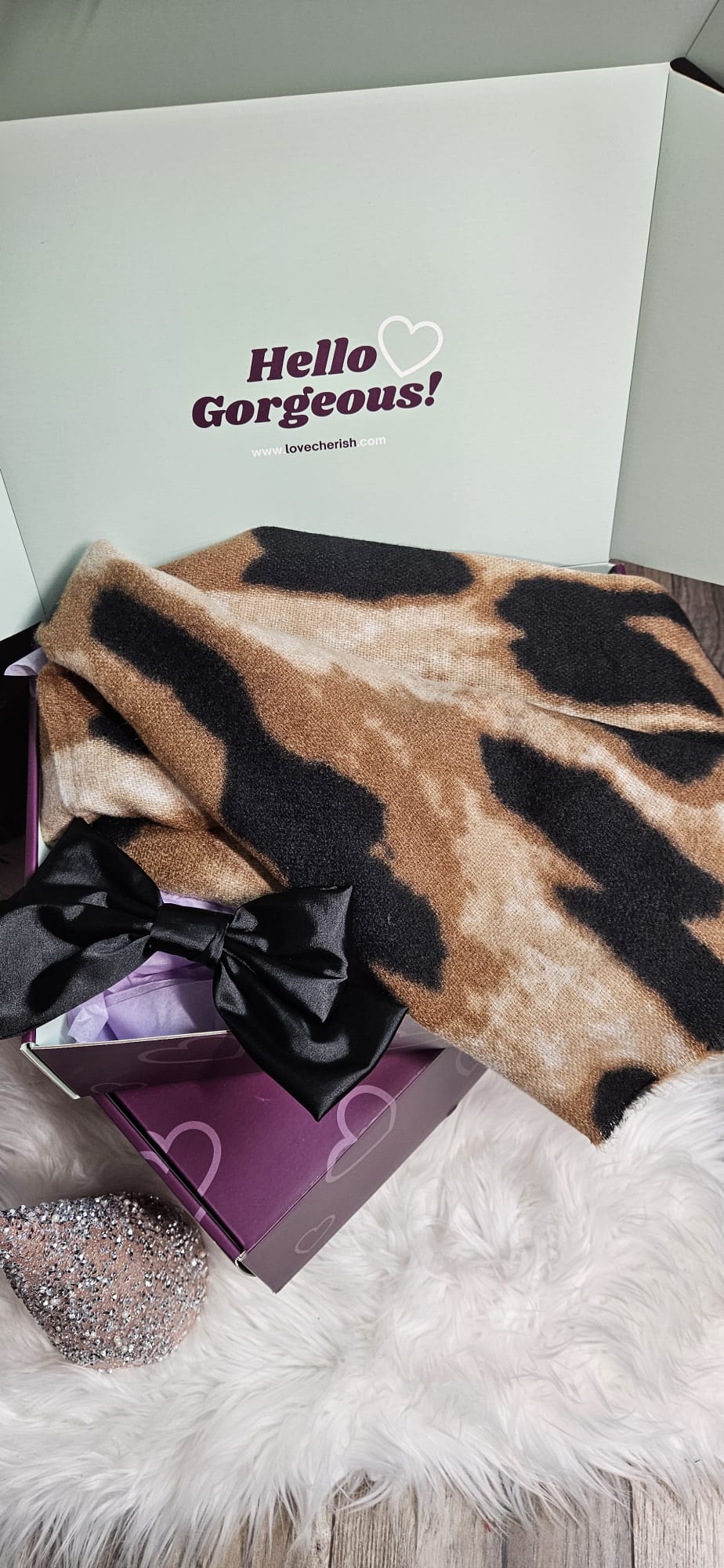 Carol Gift Box (Leopard)