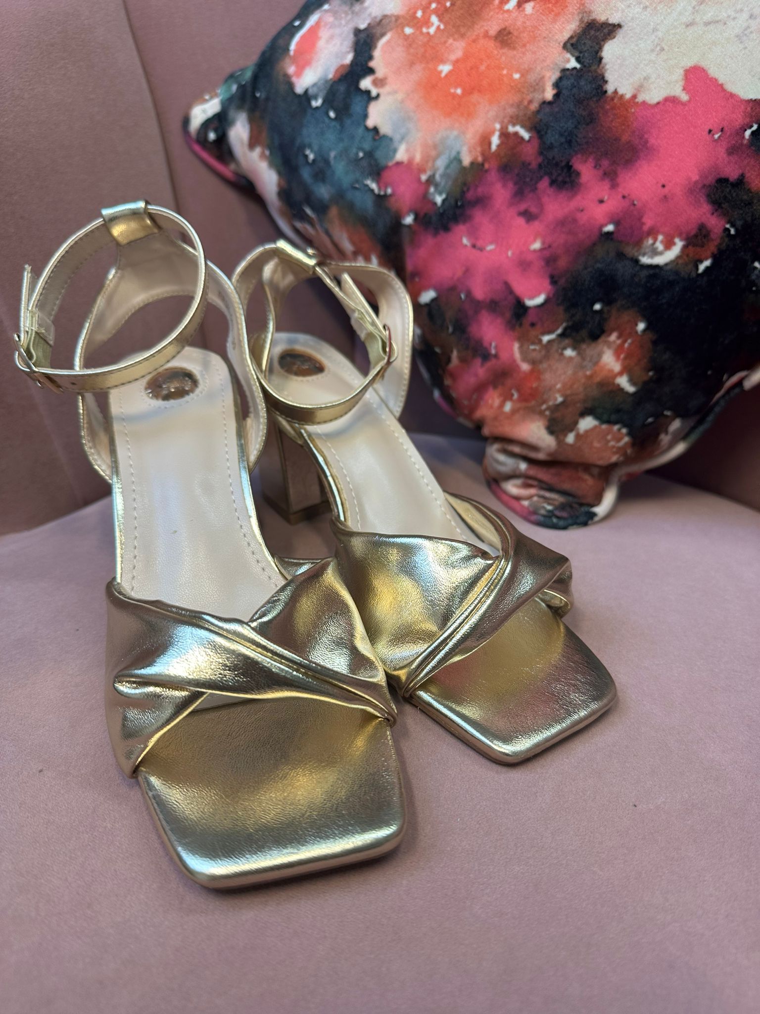 Cayla Sandal (Gold)