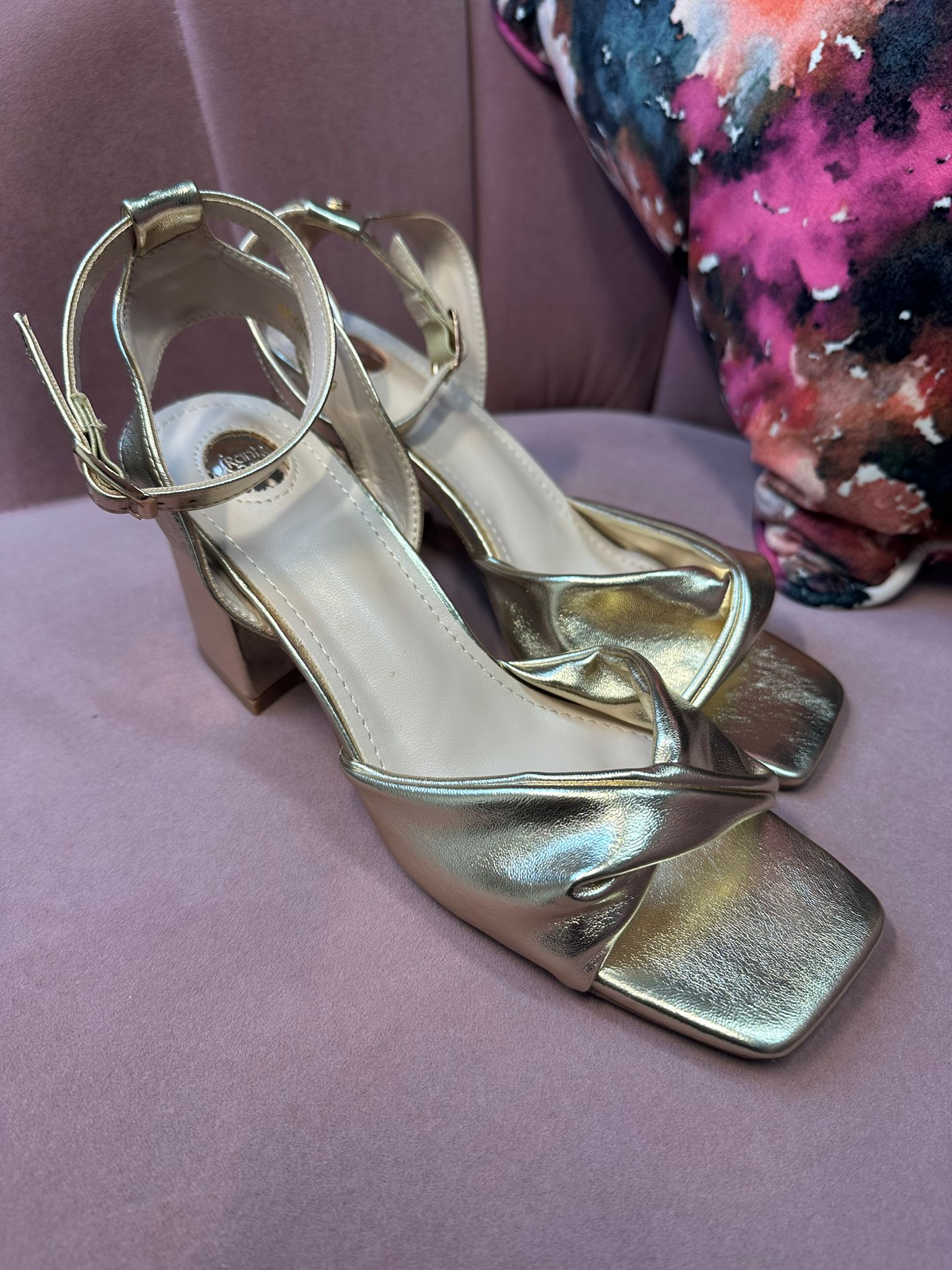 Cayla Sandal (Gold)