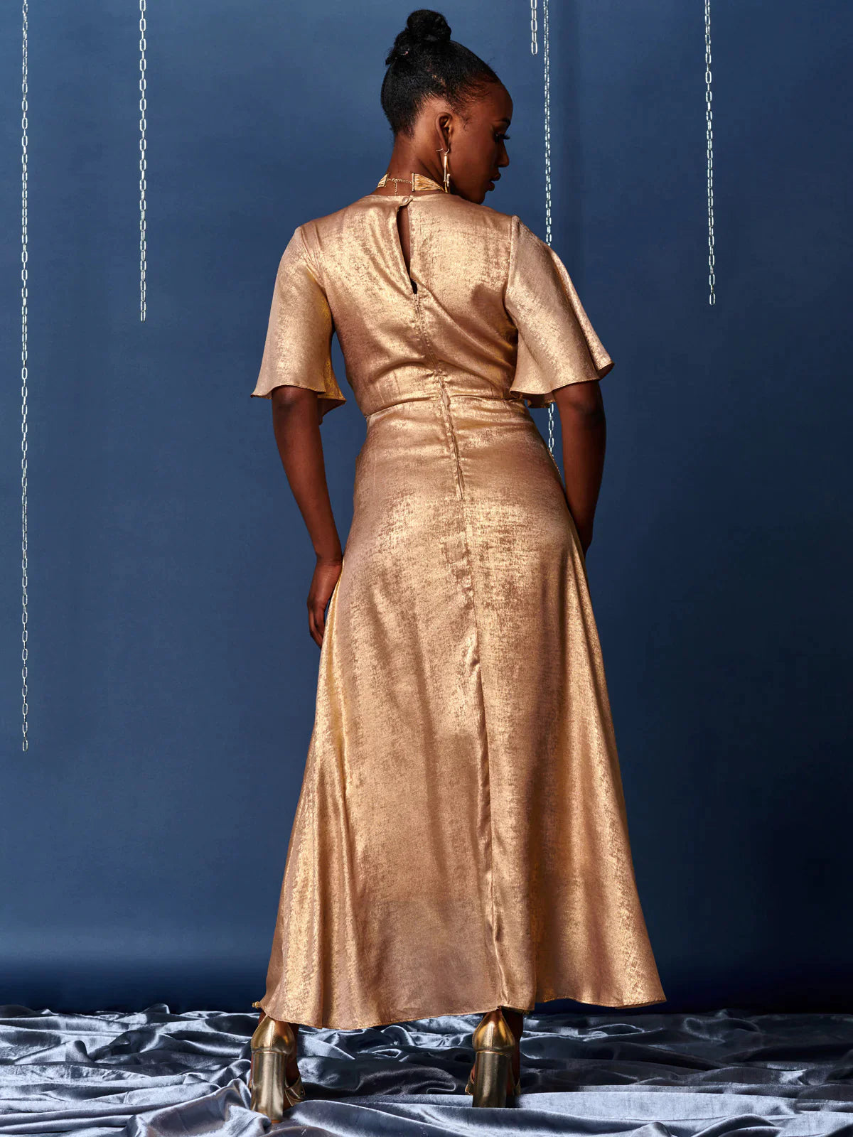 METALLIC EFFECT WRAP MAXI DRESS (GOLD) CURVE