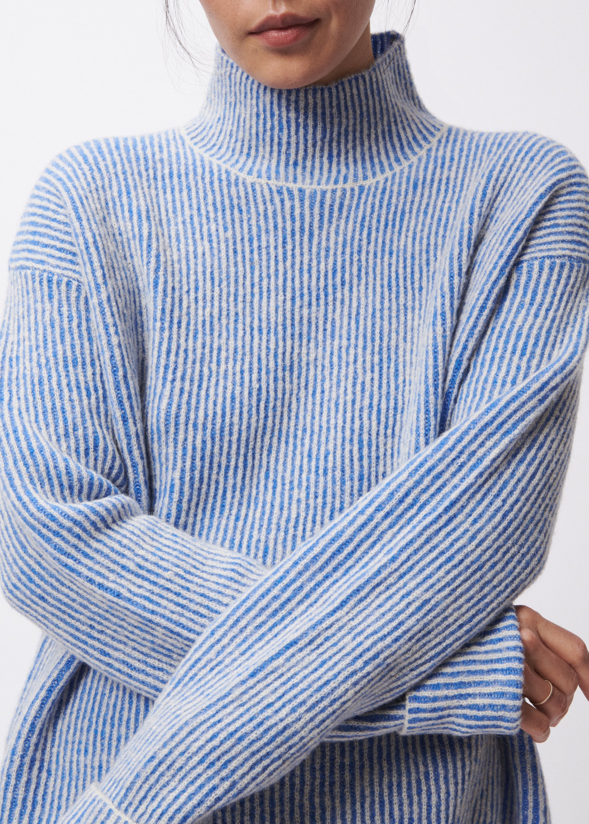 PRESLAVA KNIT JUMPER (ELECTRIC BLUE)