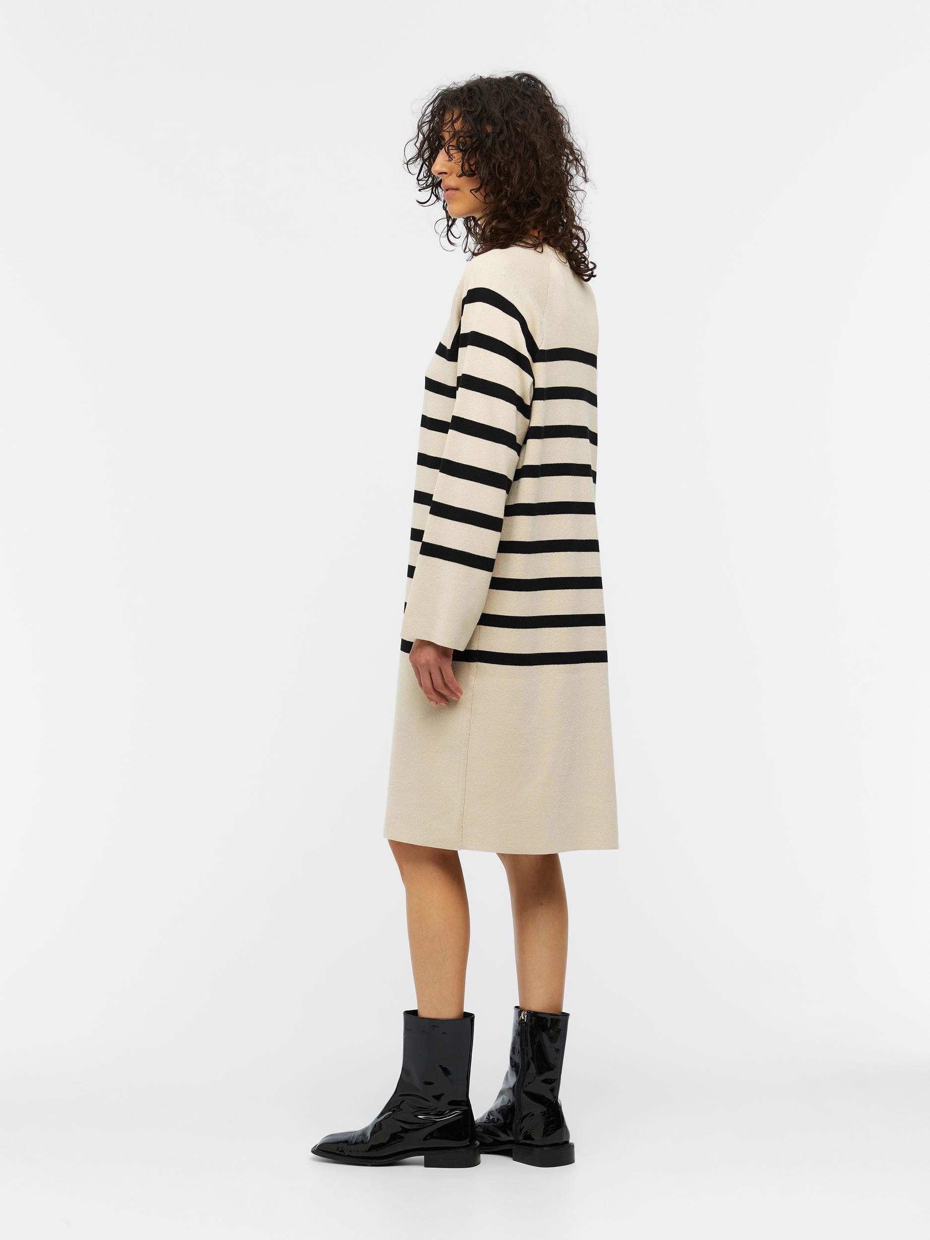 TERRY JUMPER DRESS (SANDSHELL/BLACK)