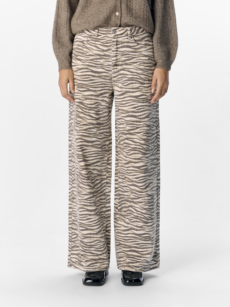 Jacinta High Waisted Jeans (Sandshell/Zebra)