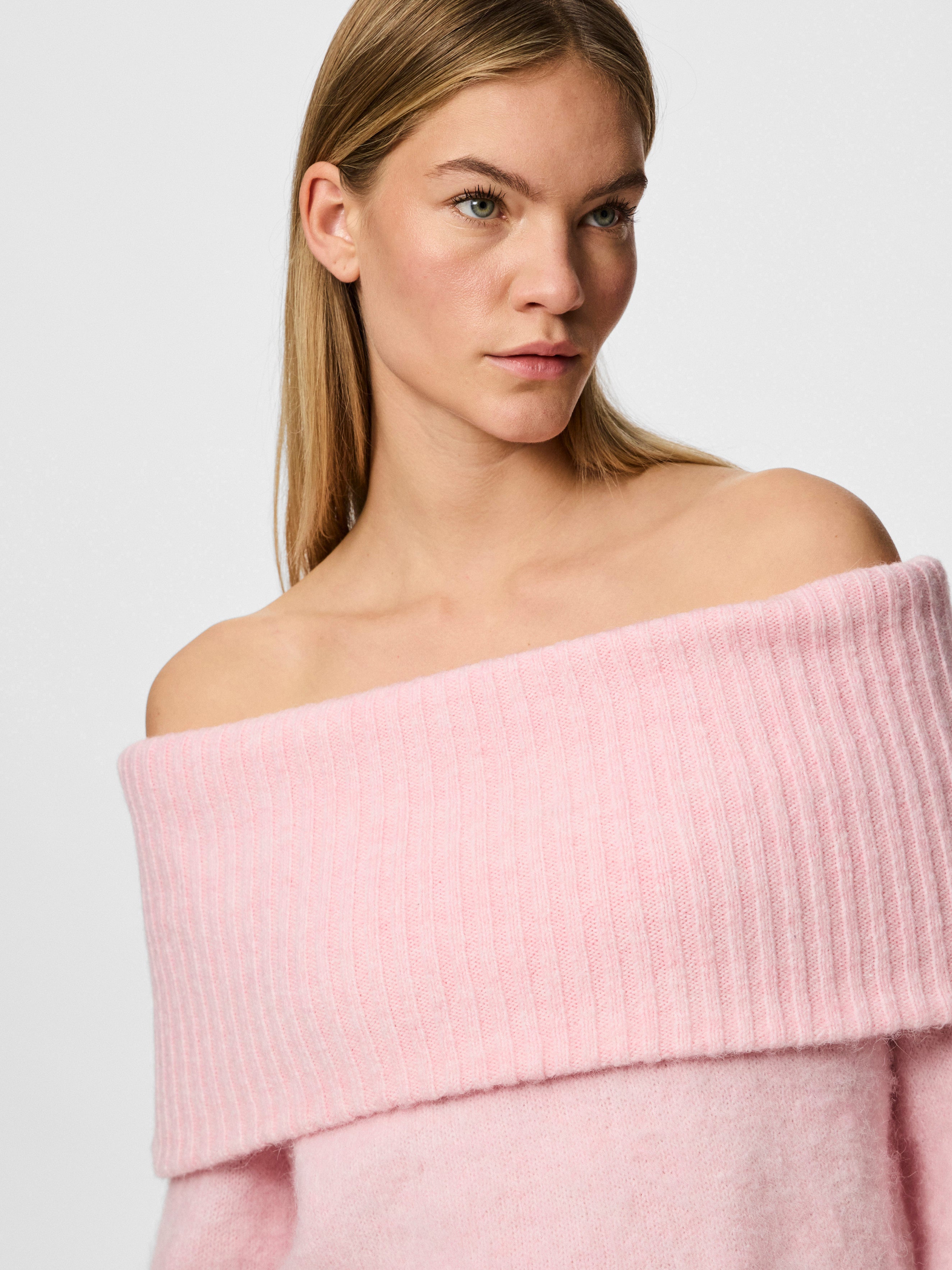 Pam Off Shoulder Jumper (Pink-A-Boo)