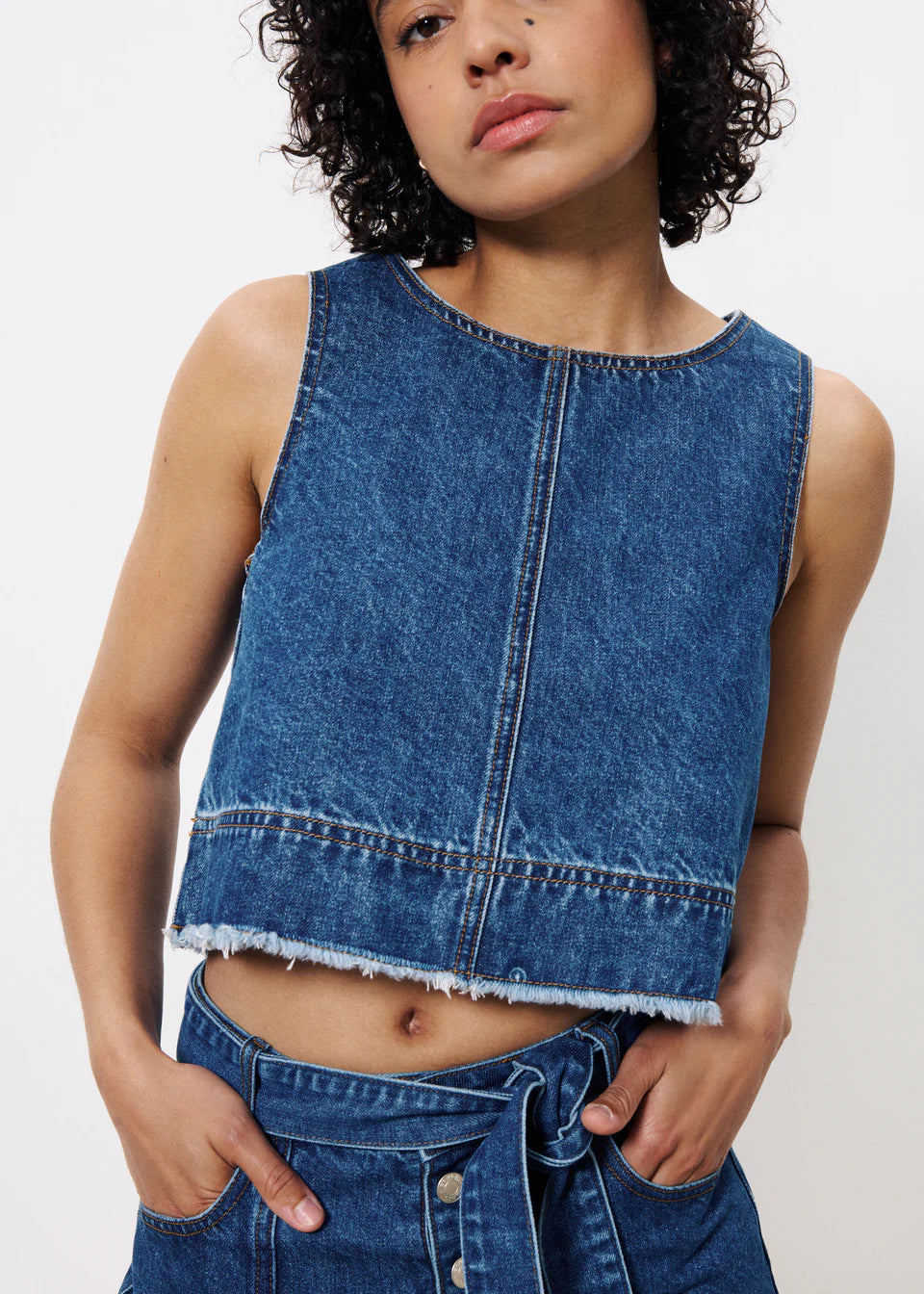 Dafne Denim Crop Top (Blue Jean)