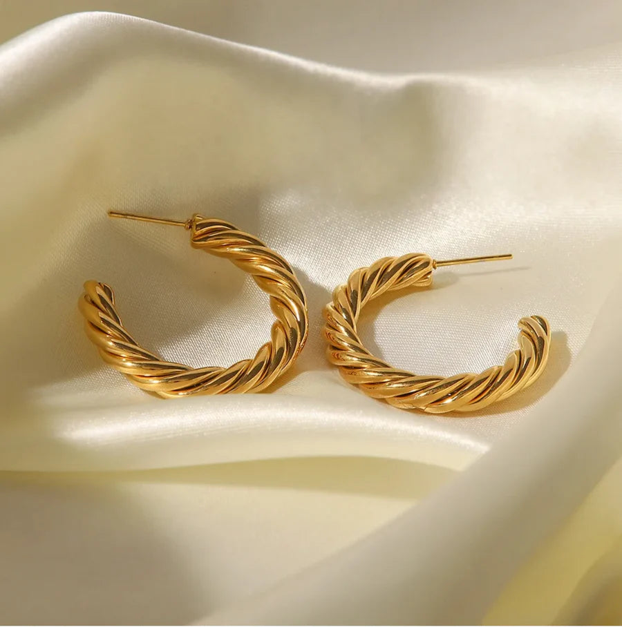 Allessandra Earrings (Gold)