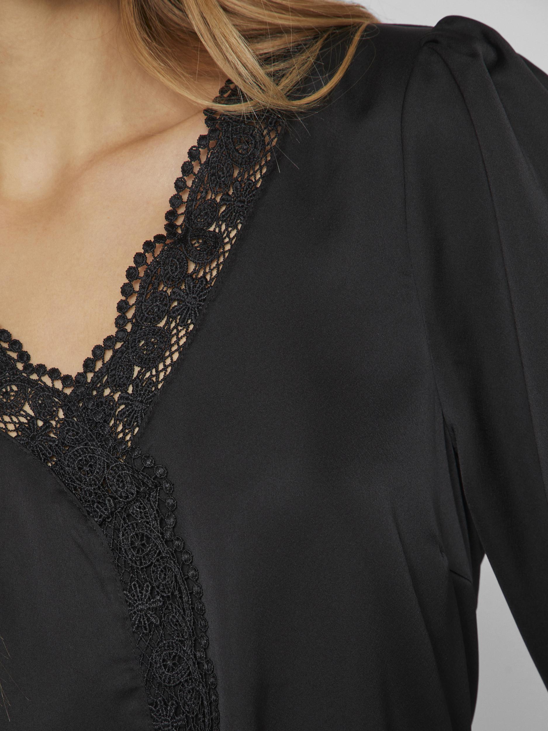 MONI LACE DETAIL TOP (BLACK)