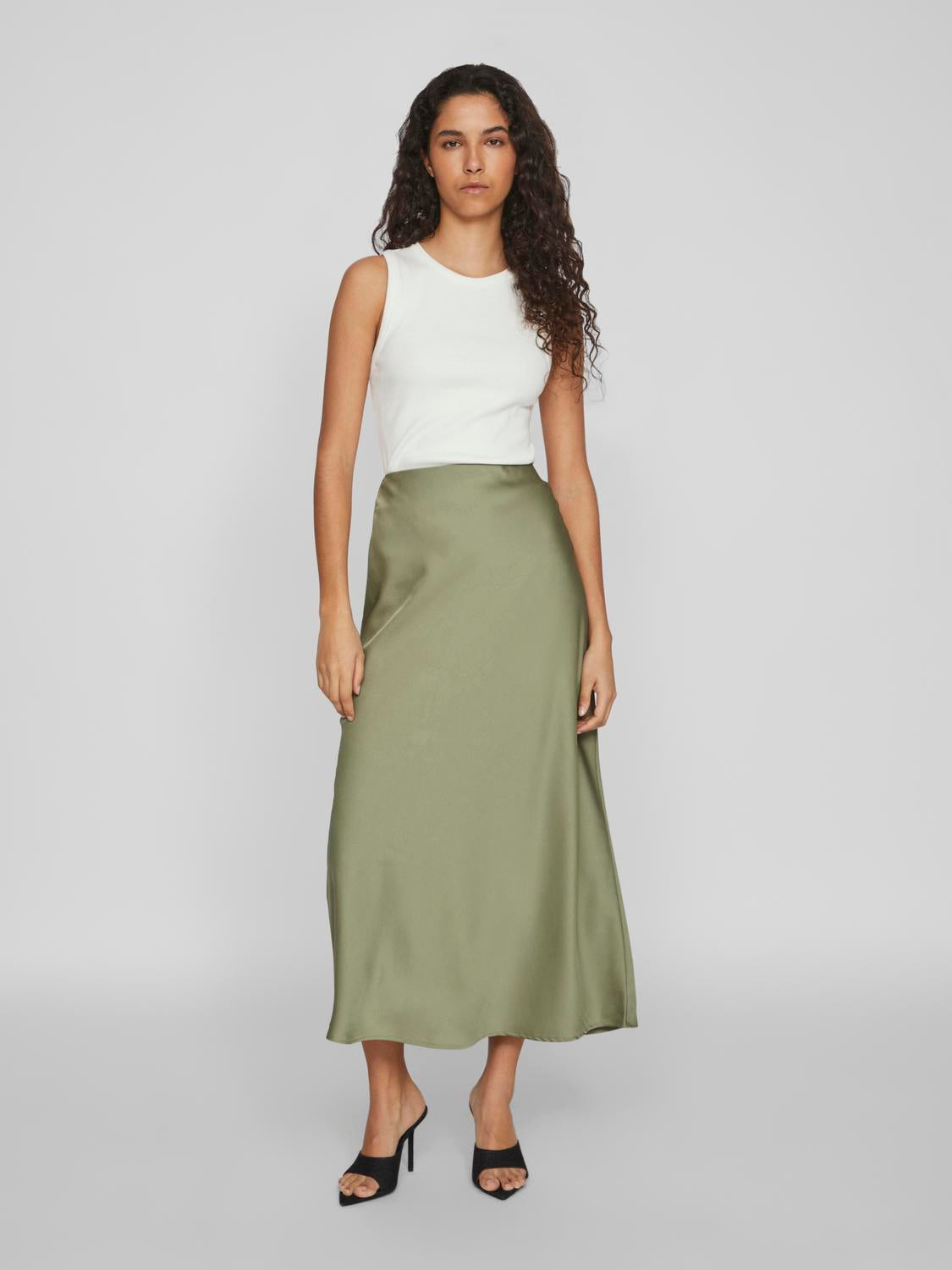 Vielette High Waisted Maxi Skirt (Oil Green)