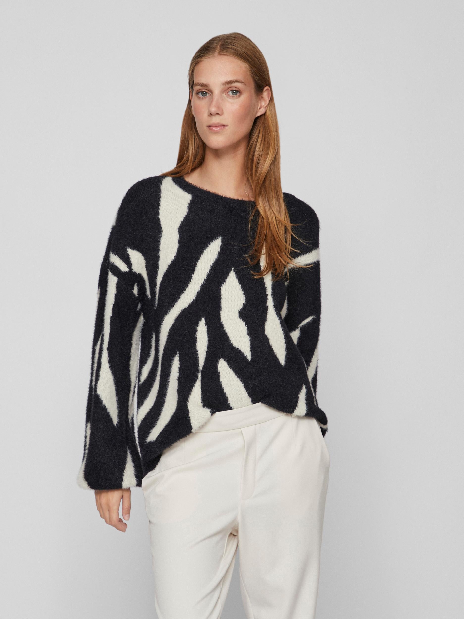 JULI JACQUARD JUMPER (BLACK/WHITE)