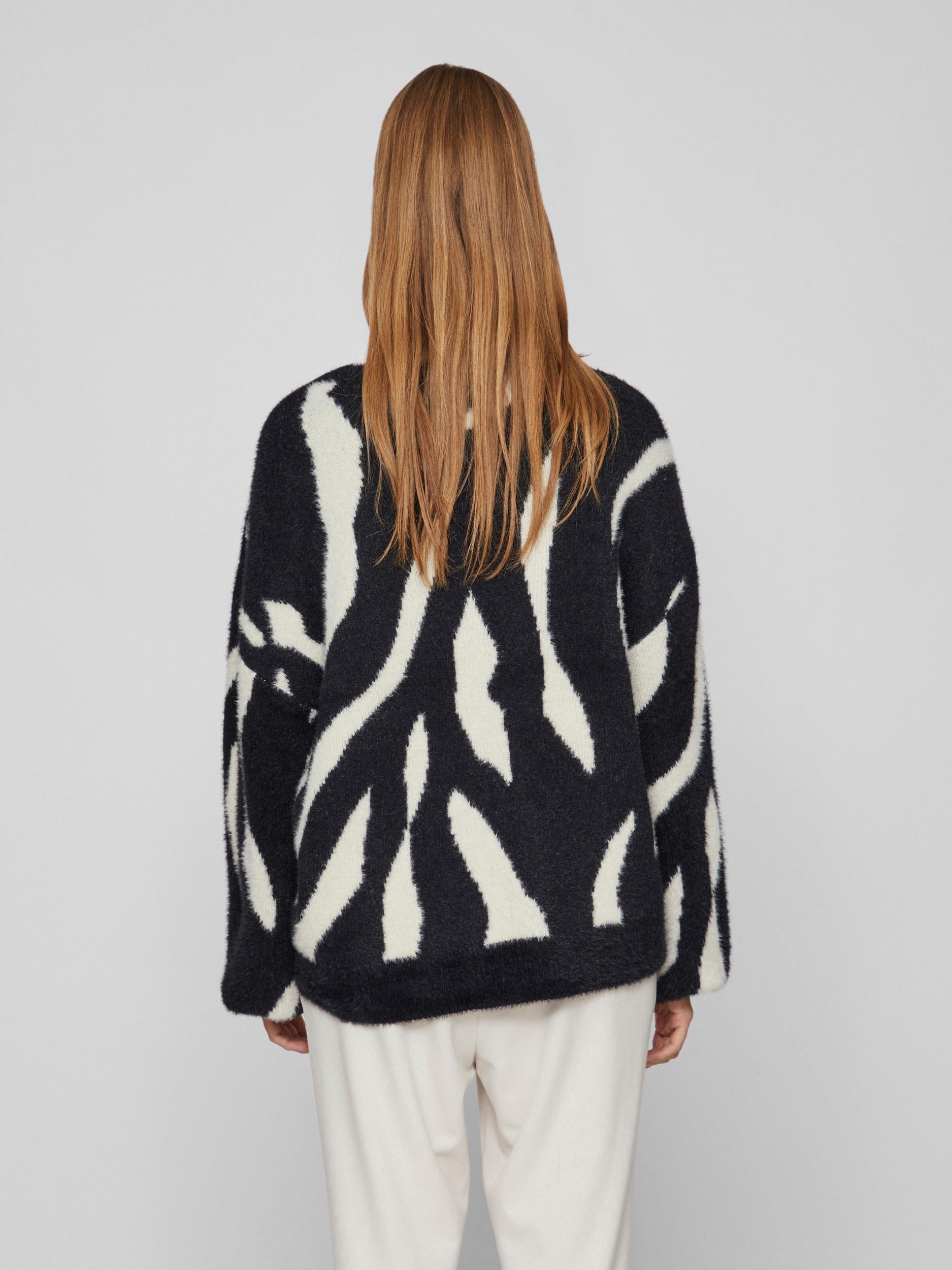 JULI JACQUARD JUMPER (BLACK/WHITE)