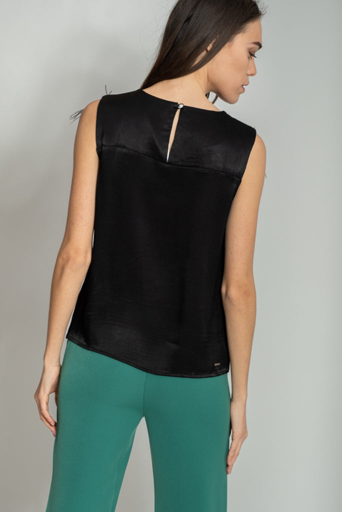 PABLITA SLEEVELESS TOP (BLACK)k