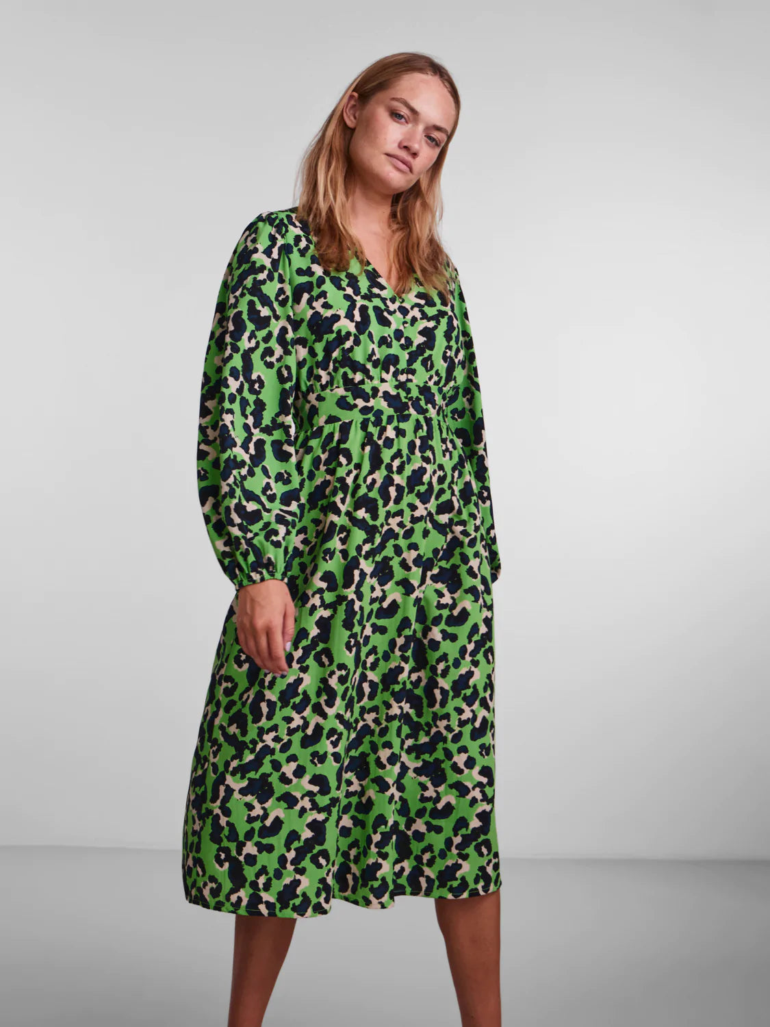 Erinn Midi Dress (Green Grass/Leo)