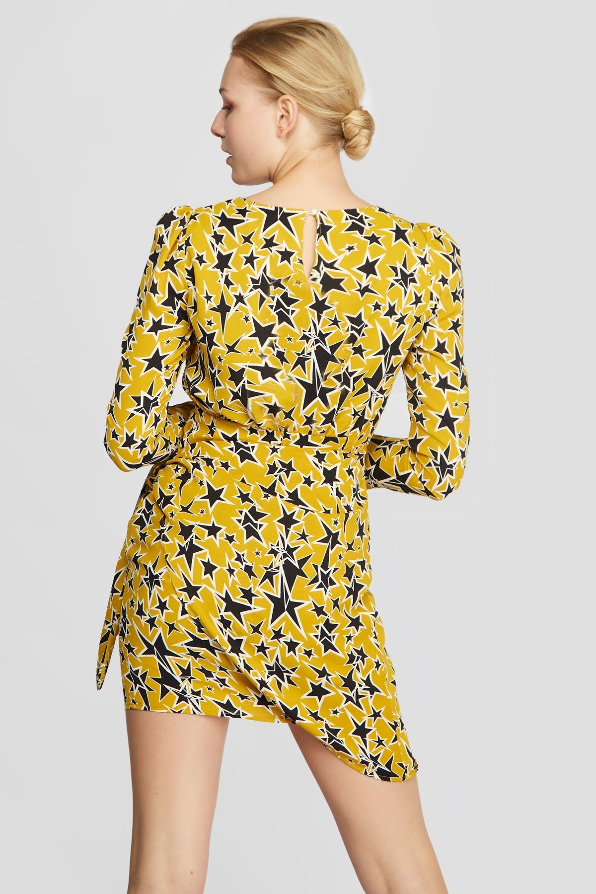 Francesca's yellow outlet dress