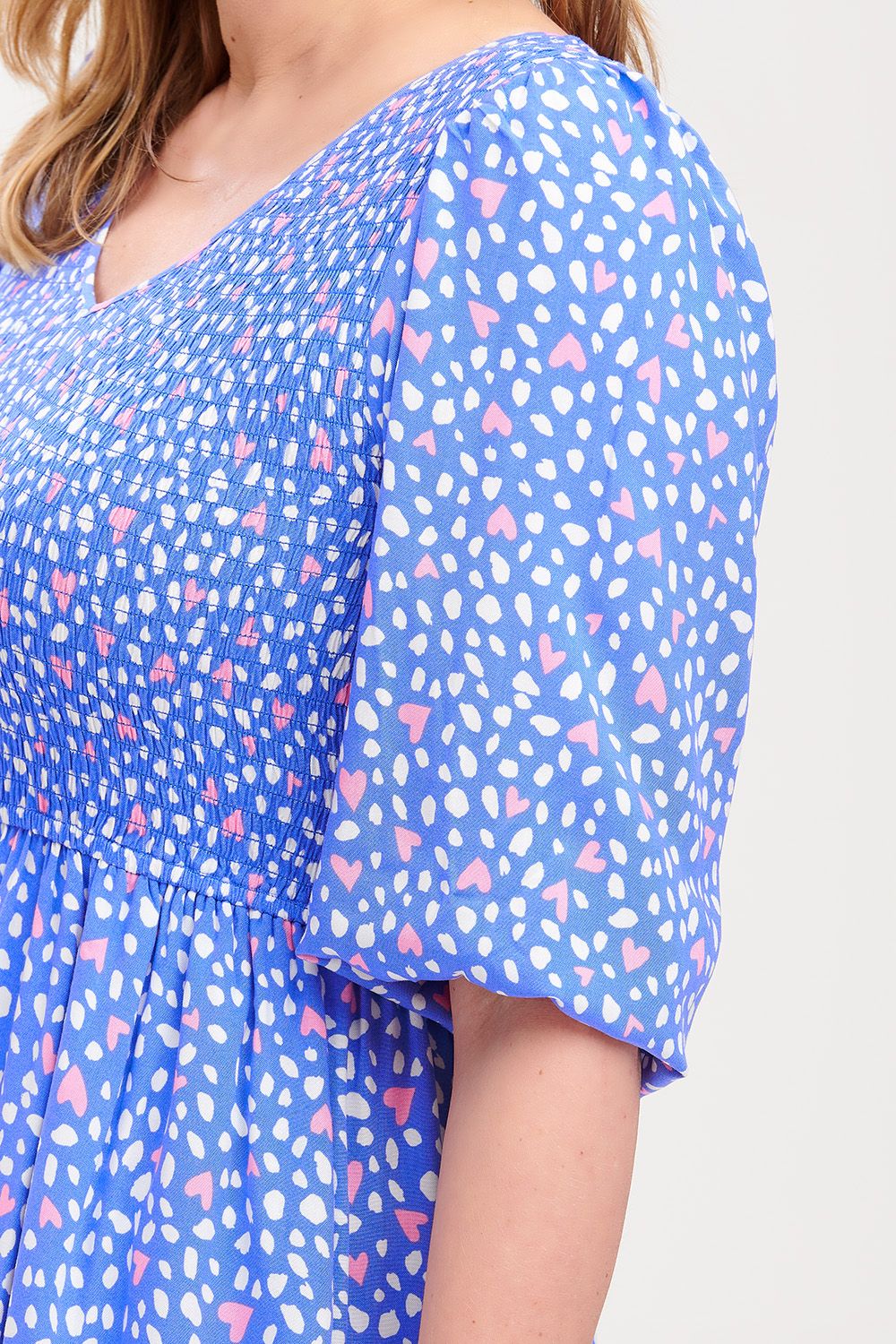 Magdalene Midi Dress | Animal Love Hearts (Blue)