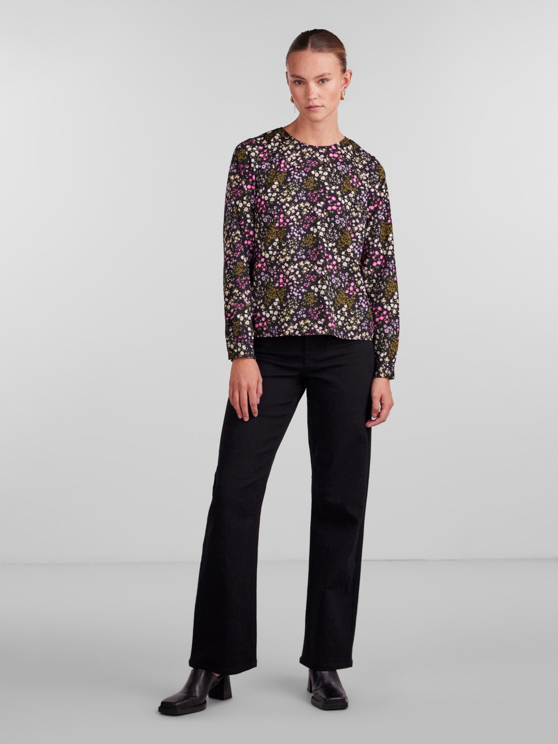 Sia Long Sleeve Top (Black SMALL FLOWERS)